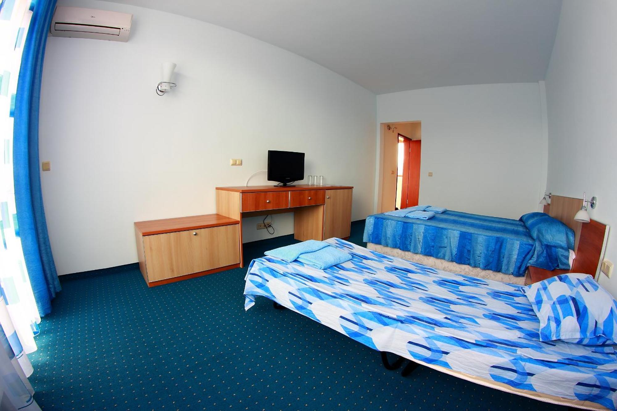 Hotel Akre Каварна Екстер'єр фото