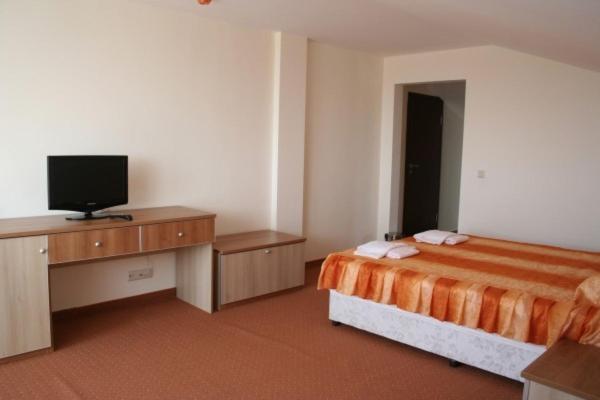 Hotel Akre Каварна Екстер'єр фото