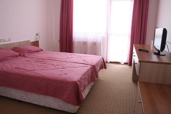 Hotel Akre Каварна Екстер'єр фото